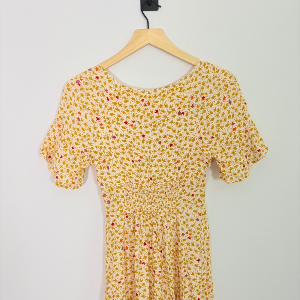 Free People In Full Bloom Midi Dress Ivory Floral V-Neck Smocked Waist XS - Picture 6 of 9